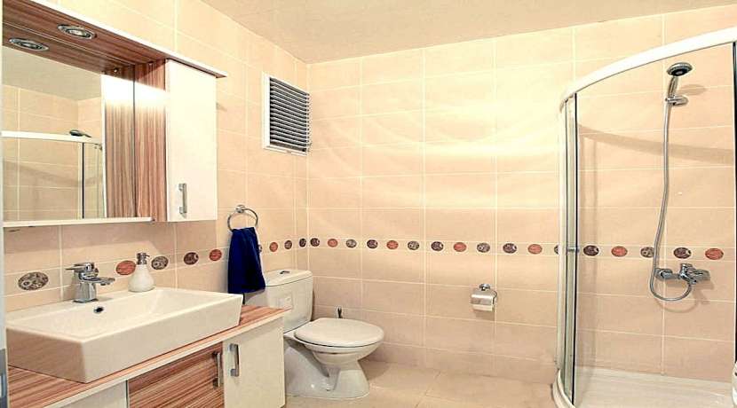 GEEN NAAM IN OUDE DATABASE