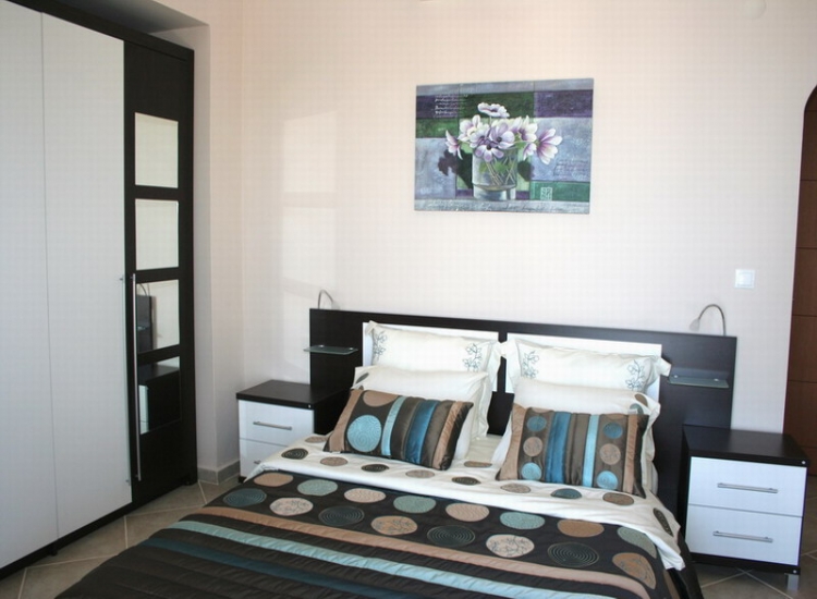 GEEN NAAM IN OUDE DATABASE