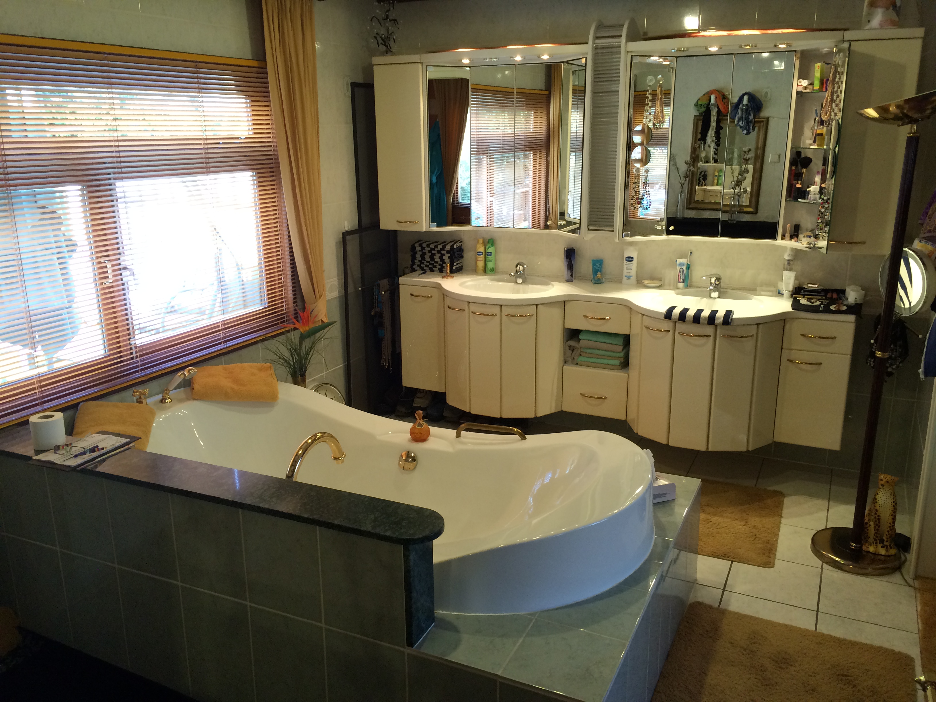 GEEN NAAM IN OUDE DATABASE