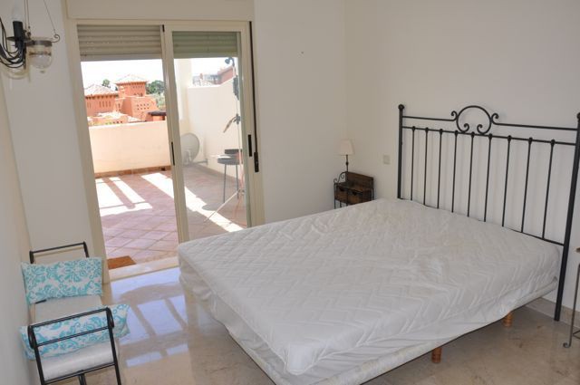 GEEN NAAM IN OUDE DATABASE