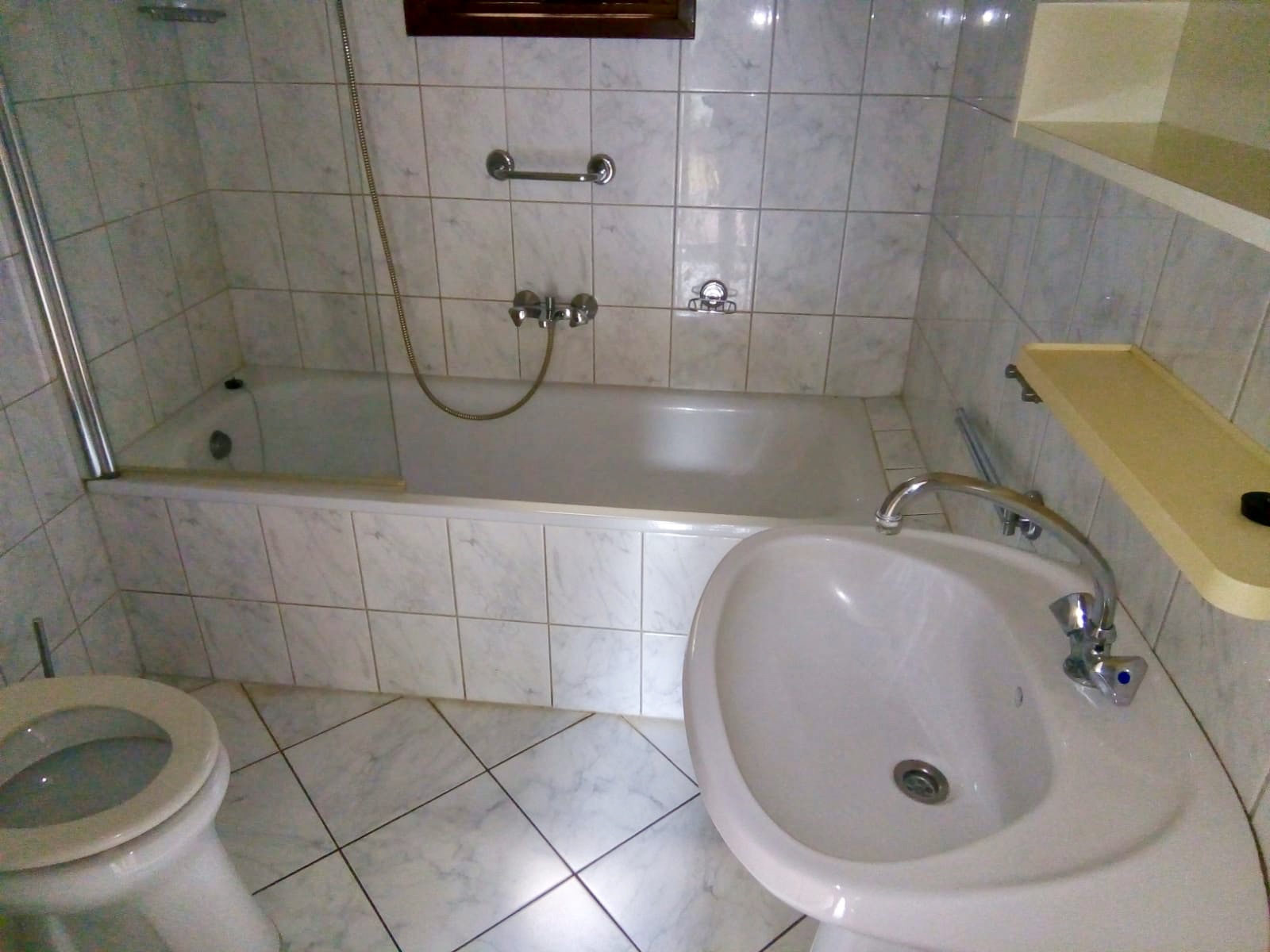 GEEN NAAM IN OUDE DATABASE